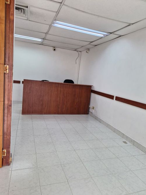 Local en arriendo en Villa Nueva, Medellín, 41 m² · foto 5 de 14