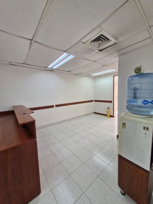 Local en arriendo en Villa Nueva, Medellín, 41 m² · foto 7 de 14