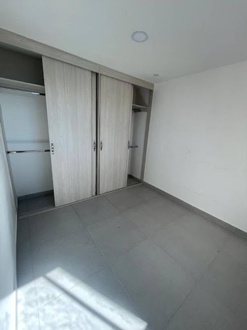 Apartamento de 2 alcobas en arriendo en Cuatro Esquinas, Rionegro, 52 m² · foto 5 de 17