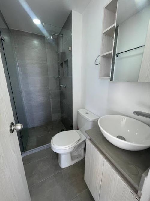 Apartamento de 2 alcobas en arriendo en Cuatro Esquinas, Rionegro, 52 m² · foto 9 de 17