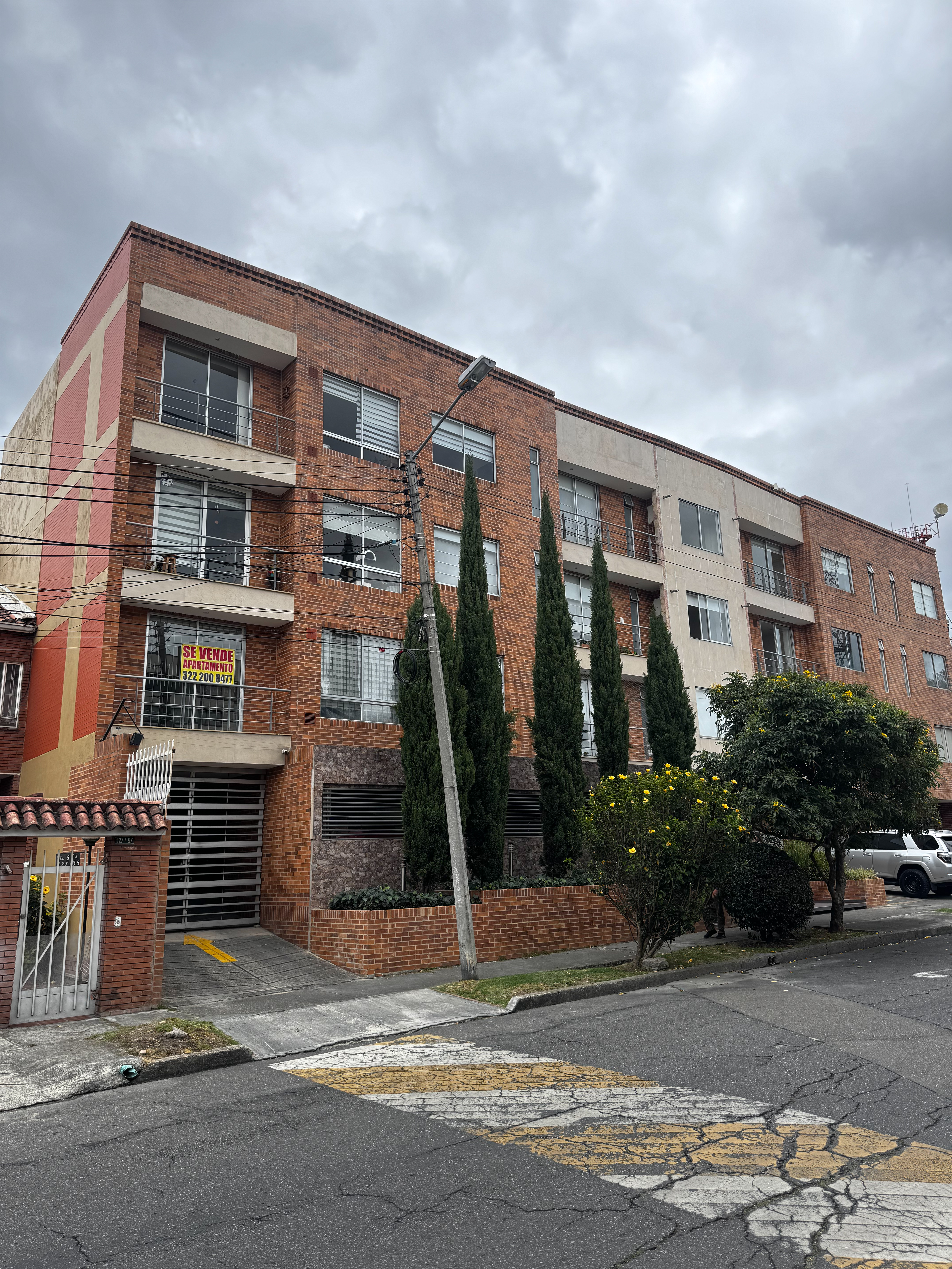 Apartamento en venta en Niza, Bogotá · foto 2 de 12