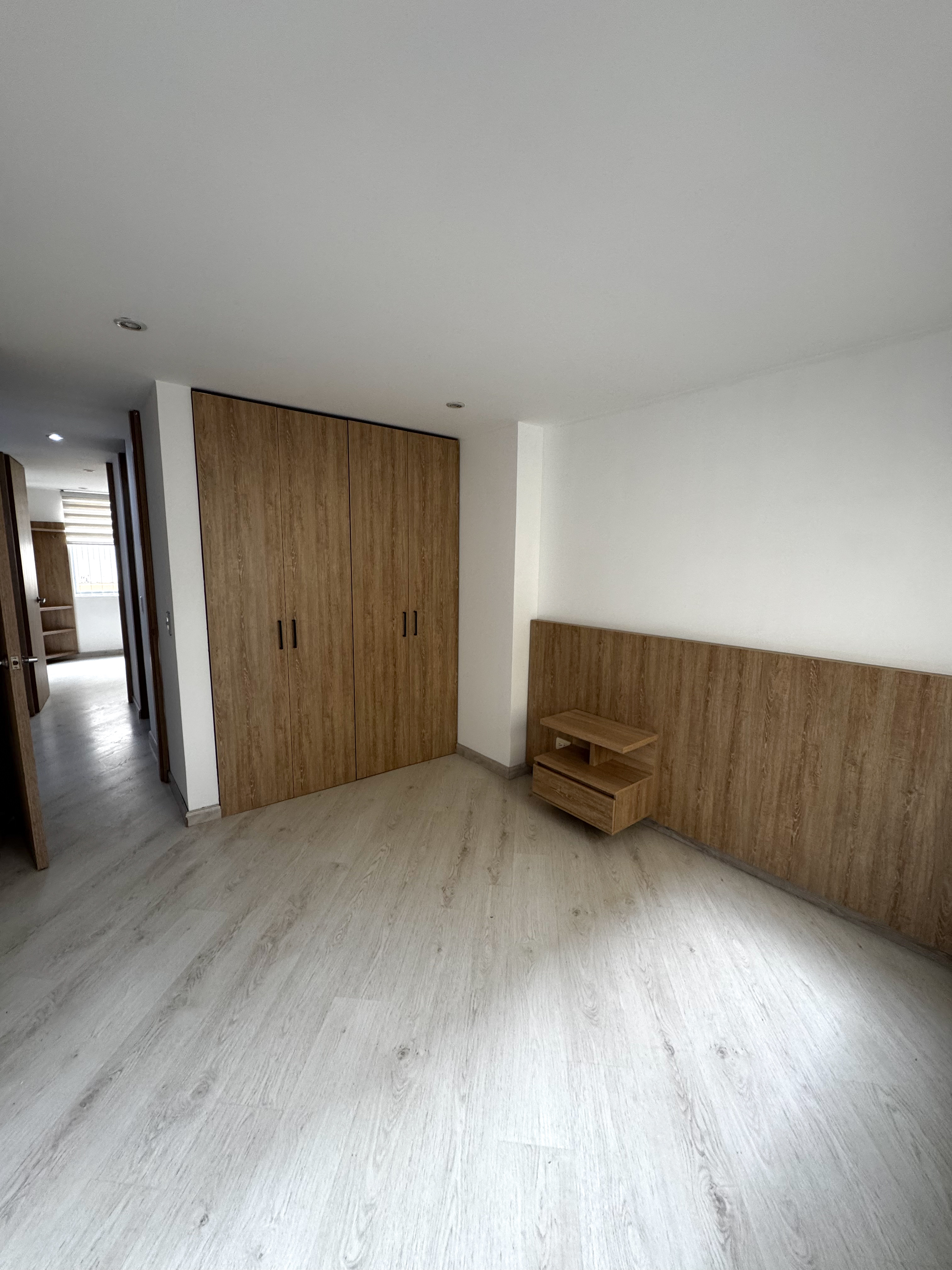 Apartamento en venta en Niza, Bogotá · foto 8 de 12