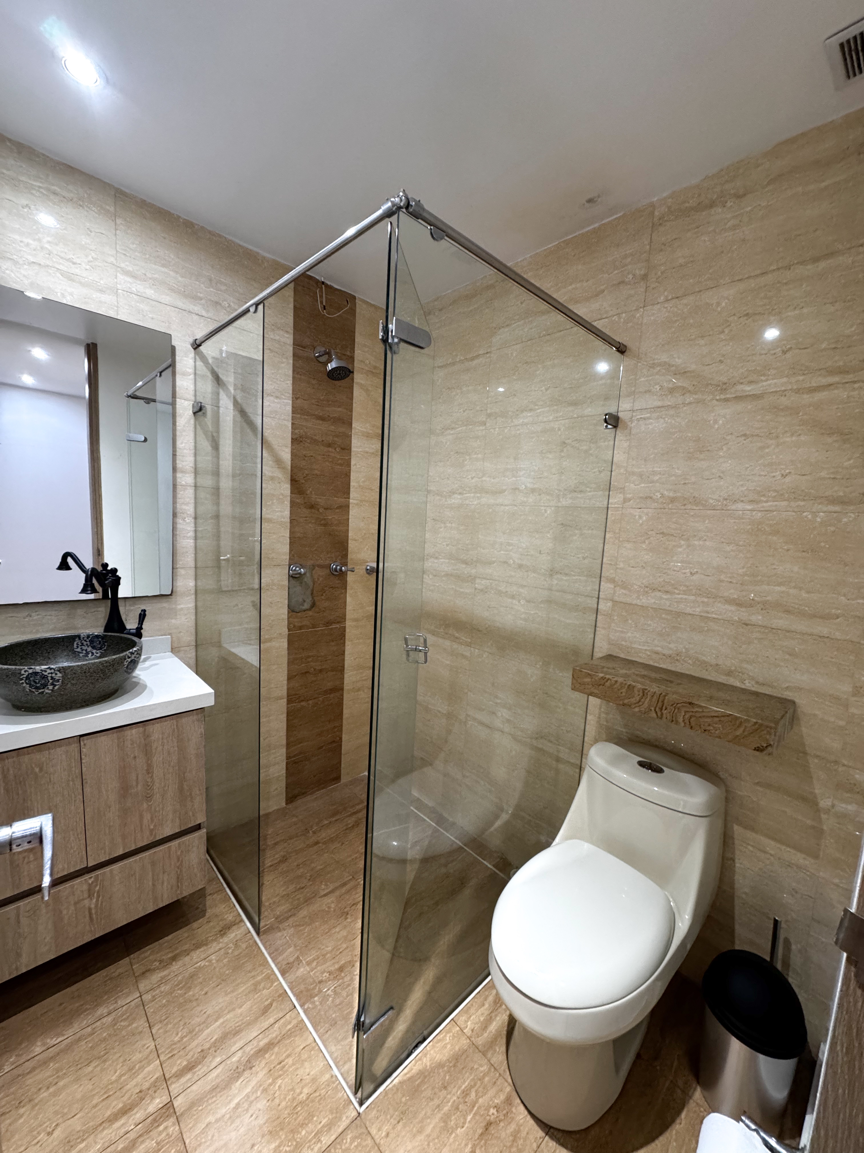 Apartamento en venta en Niza, Bogotá · foto 9 de 12