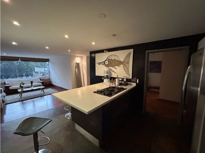 Apartamento de 4 alcobas en venta en Chico, Bogotá, 200 m² · foto 3 de 13