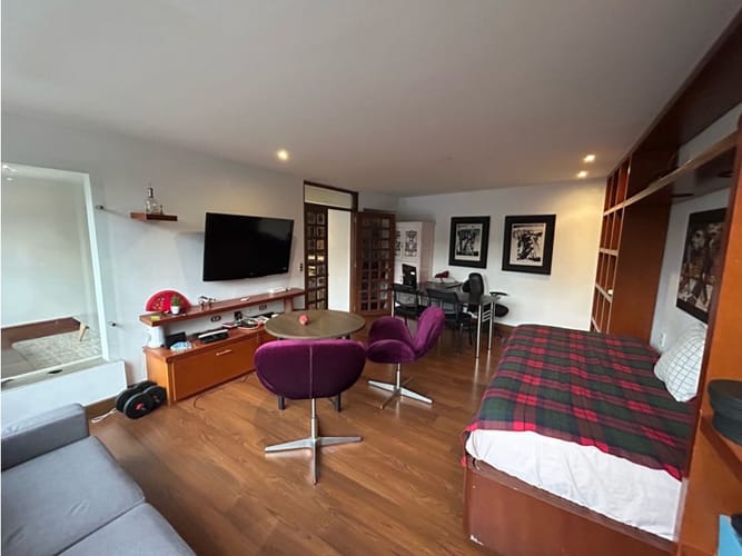 Apartamento de 4 alcobas en venta en Chico, Bogotá, 200 m² · foto 6 de 13