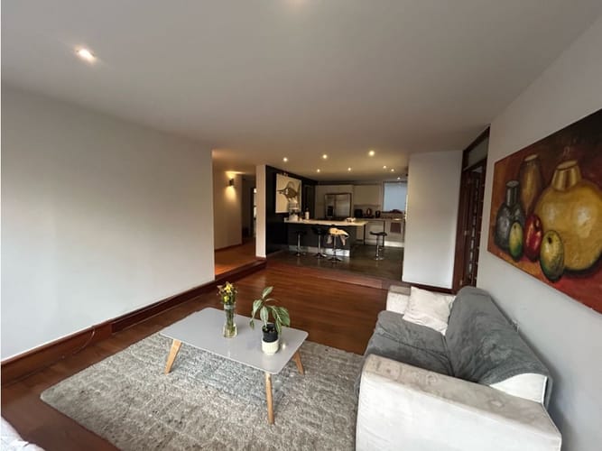 Apartamento de 4 alcobas en venta en Chico, Bogotá, 200 m² · foto 7 de 13