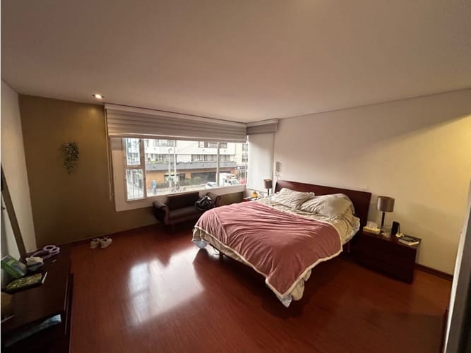 Apartamento de 4 alcobas en venta en Chico, Bogotá, 200 m² · foto 11 de 13