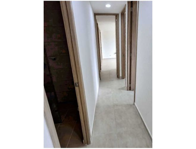 Apartamento de 3 alcobas en venta en Cristo Rey, Medellín, 72 m² · foto 6 de 14