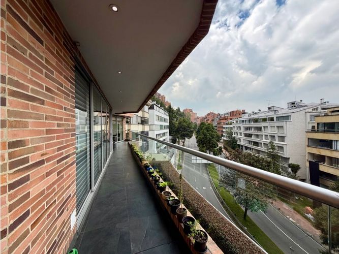 Apartamento en venta en Chico, Bogotá · foto 4 de 18
