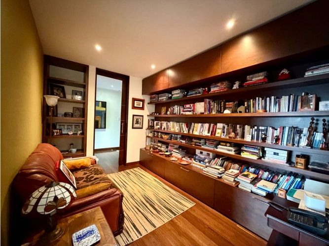 Apartamento en venta en Chico, Bogotá · foto 10 de 18