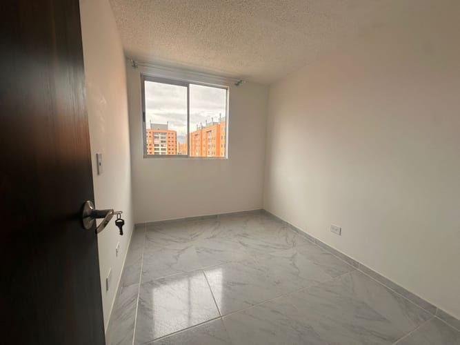 Apartamento de 3 alcobas en arriendo en Fac, Madrid, 58 m² · foto 9 de 24