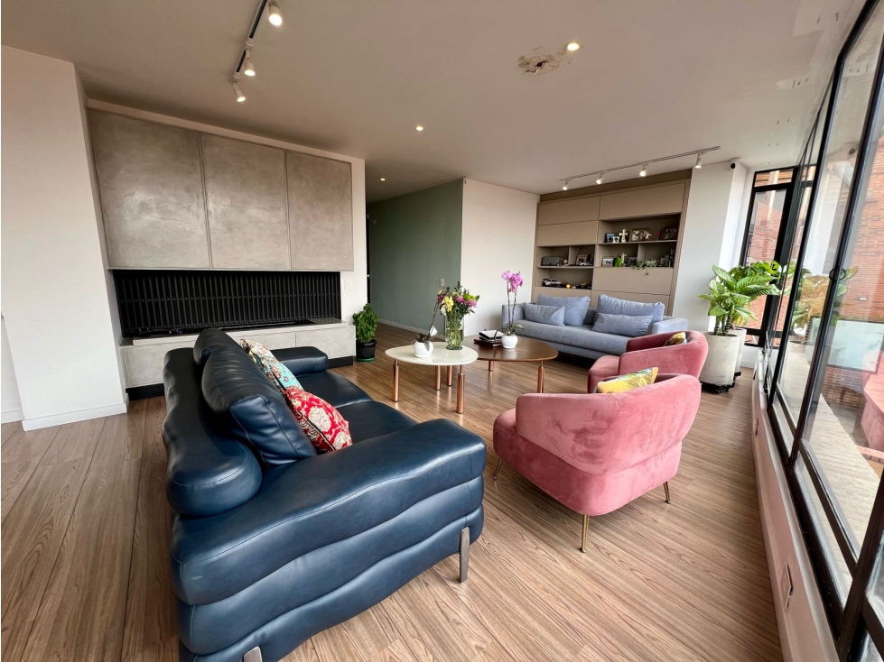 Apartamento en venta en Los Rosales, Bogotá · foto 4 de 24