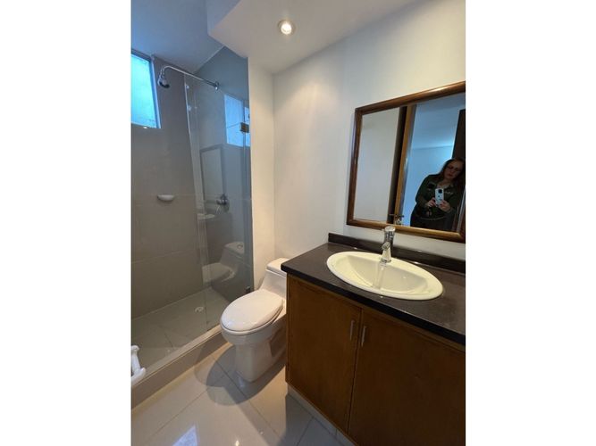 Apartamento de 3 alcobas en venta en Echavarria, Madrid, 66 m² · foto 13 de 17