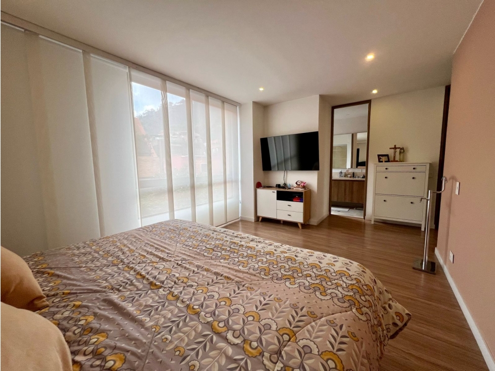 Apartamento en venta en Los Rosales, Bogotá · foto 13 de 24