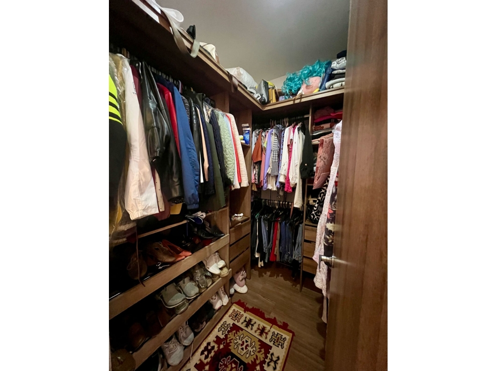 Apartamento en venta en Los Rosales, Bogotá · foto 14 de 24