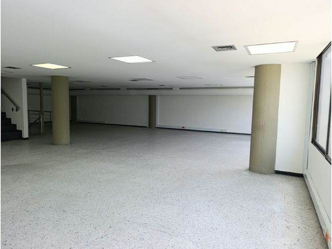 Bodega en arriendo en Milan Condominios, Envigado, 600 m² · foto 8 de 17