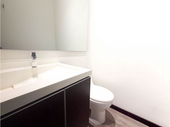Apartamento de 3 alcobas en venta en El Virrey, Bogotá, 204 m² · foto 16 de 16