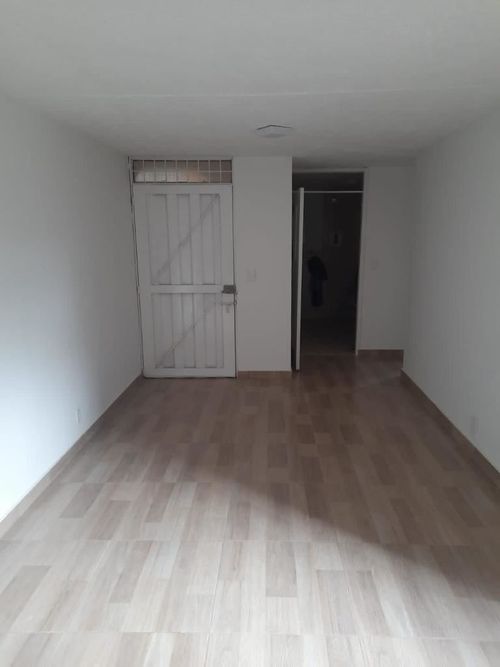 Apartamento en venta en La Sabana, Bogotá · foto 2 de 16