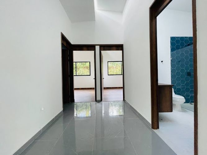 Casa de 3 alcobas en venta en La Ceja, 340 m² · foto 11 de 24