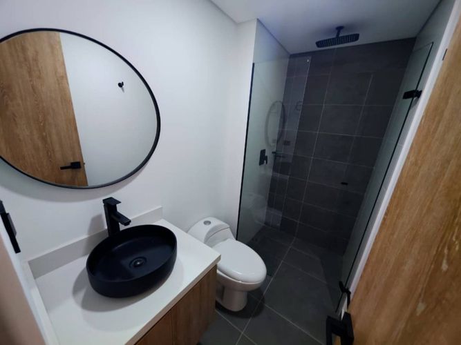 Apartamento de 3 alcobas en arriendo en Loma Del Indio, Medellín, 76 m² · foto 13 de 14