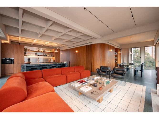 Apartamento de 3 alcobas en venta en El Poblado, Medellín, 330 m² · foto 3 de 24
