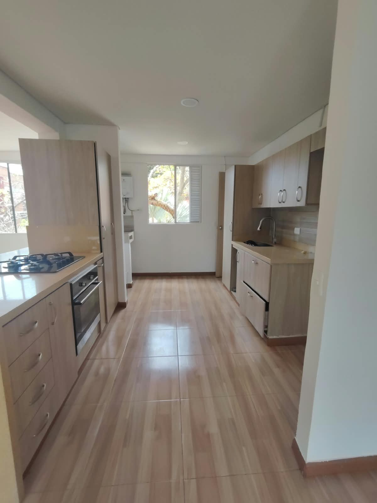Apartamento en venta en Zona Centro, Envigado · foto 8 de 24