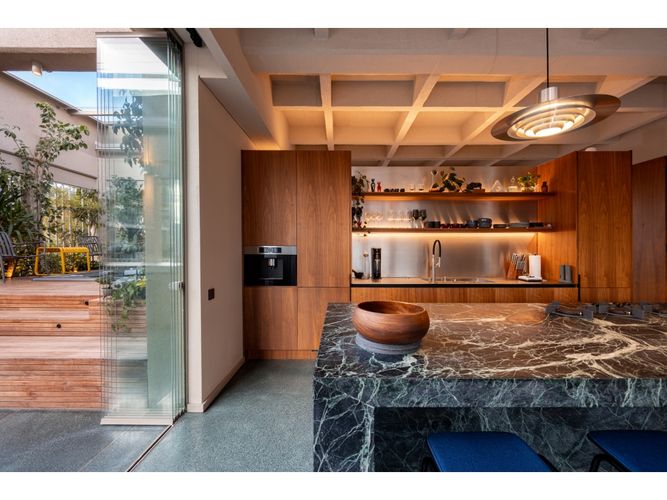 Apartamento de 3 alcobas en venta en El Poblado, Medellín, 330 m² · foto 9 de 24