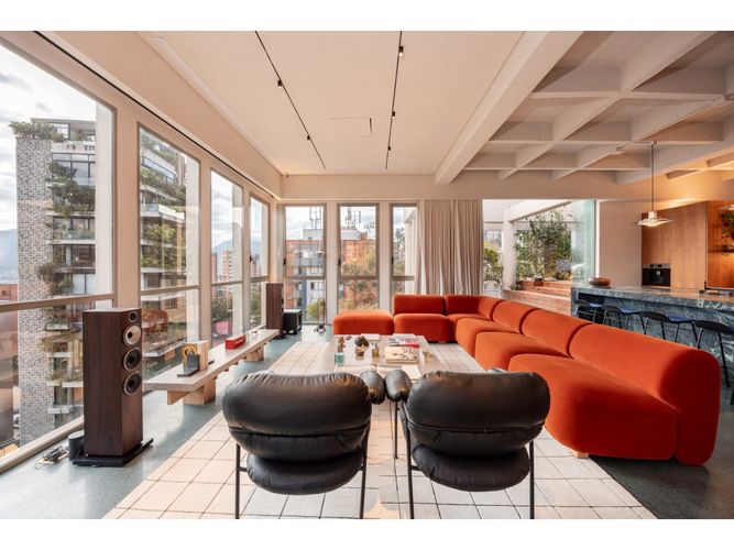 Apartamento de 3 alcobas en venta en El Poblado, Medellín, 330 m² · foto 14 de 24