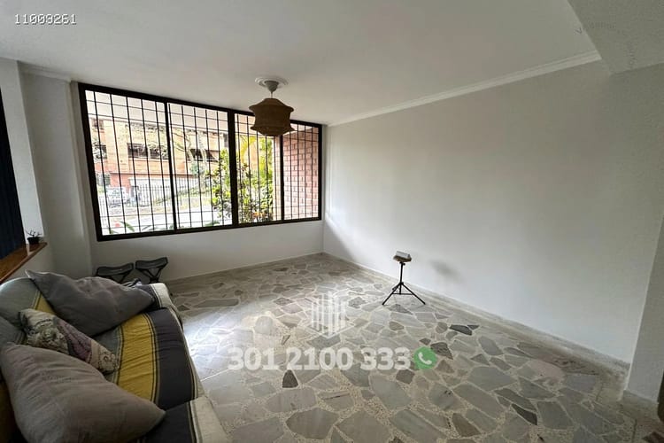 Apartamento de 3 alcobas en arriendo en Las Lomas No.2, Medellín, 170 m² · foto 7 de 24