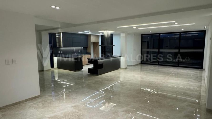 Casa de 4 alcobas en venta en La Estancia, Villa del Rosario, 240 m² · foto 4 de 10