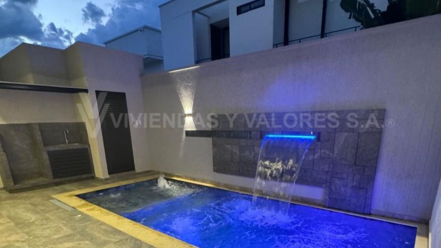 Casa de 4 alcobas en venta en La Estancia, Villa del Rosario, 240 m² · foto 10 de 10