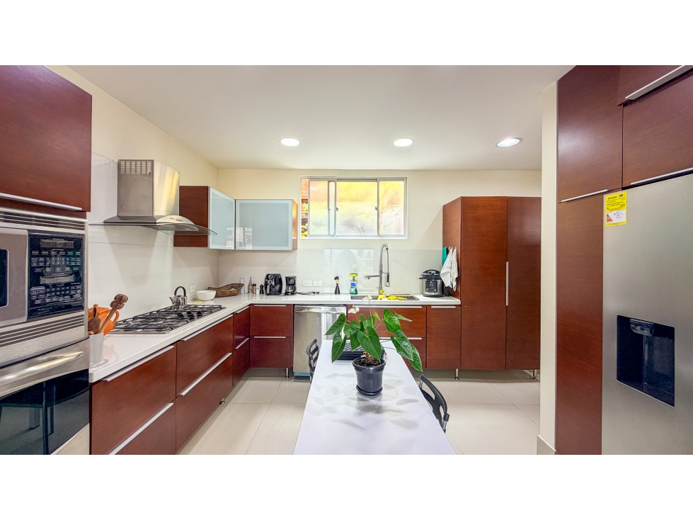 Apartamento en venta en El Refugio, Bogotá · foto 11 de 23