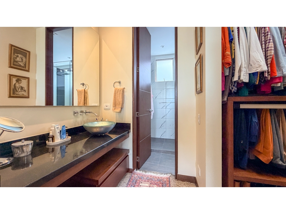 Apartamento en venta en El Refugio, Bogotá · foto 16 de 23