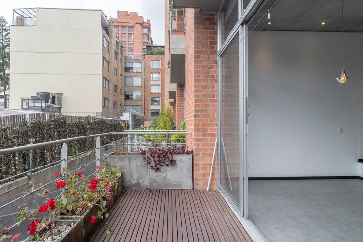 Apartamento de 1 alcoba en venta en Chico Norte, Bogotá, 76 m² · foto 6 de 19