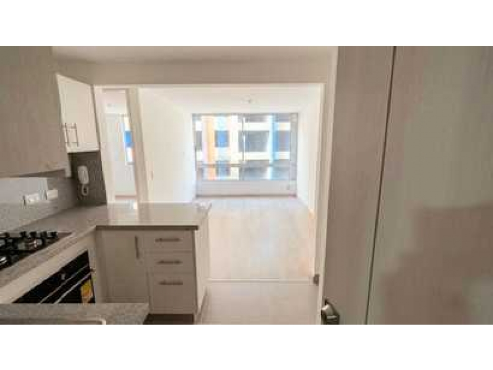 Apartamento en venta en Castilla, Bogotá · foto 4 de 24