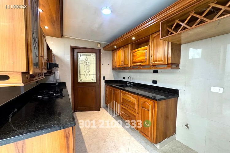 Apartamento de 3 alcobas en arriendo en Conquistadores, Medellín, 130 m² · foto 10 de 24