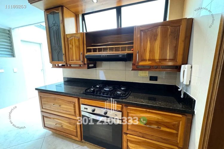 Apartamento de 3 alcobas en arriendo en Conquistadores, Medellín, 130 m² · foto 11 de 24