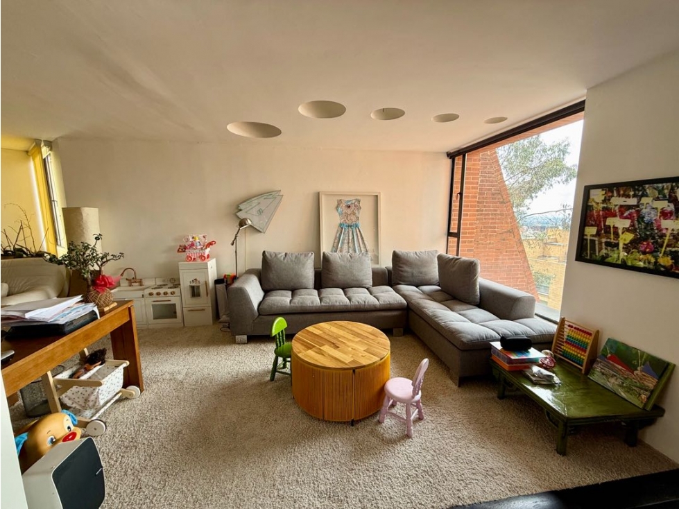 Apartamento en venta en Los Rosales, Bogotá · foto 6 de 19