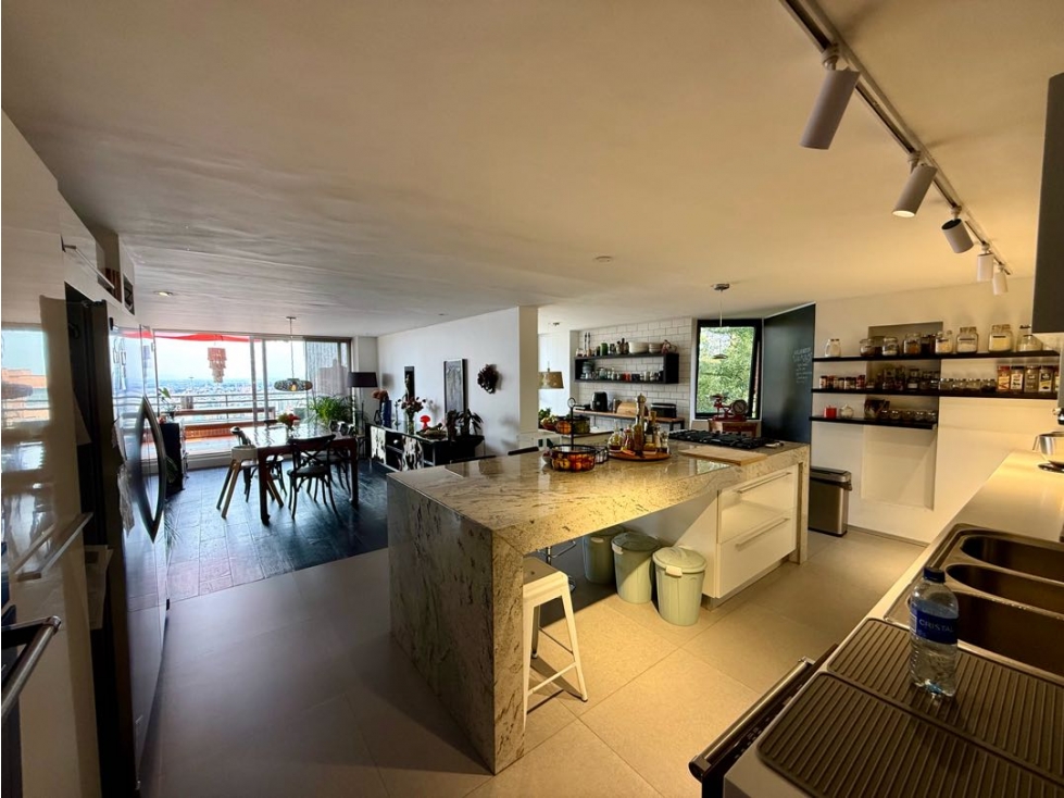 Apartamento en venta en Los Rosales, Bogotá · foto 8 de 19