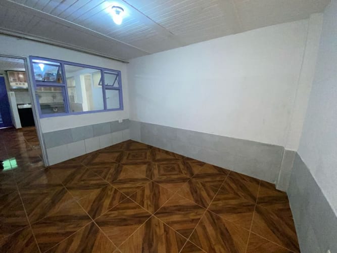 Casa de 6 alcobas en venta en Fontibon, Bogotá, 223 m² · foto 2 de 23