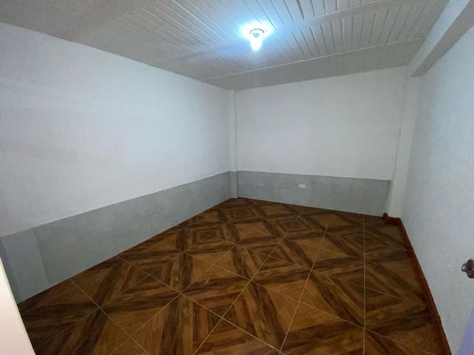 Casa de 6 alcobas en venta en Fontibon, Bogotá, 223 m² · foto 4 de 23