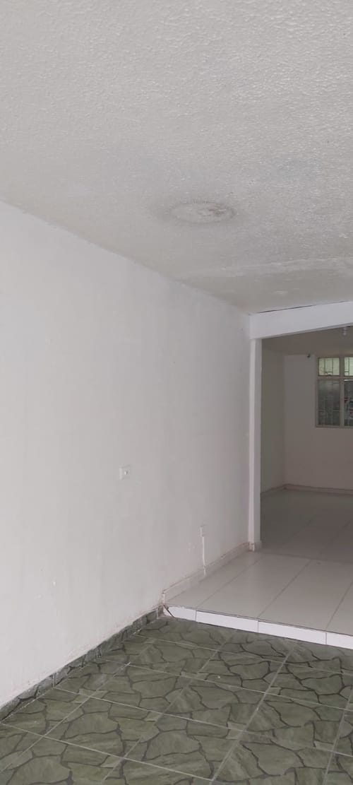 Casa de 6 alcobas en venta en Fontibon, Bogotá, 223 m² · foto 7 de 23