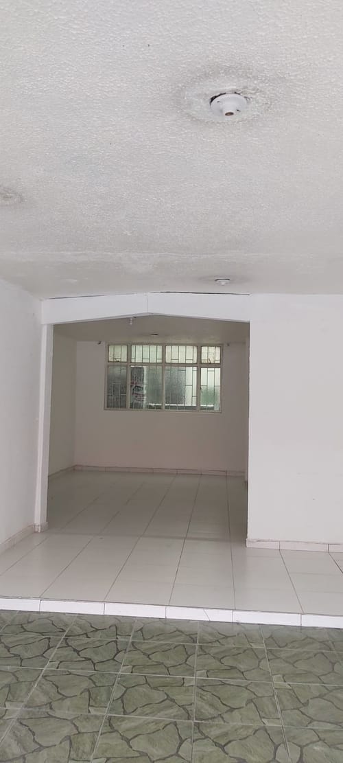 Casa de 6 alcobas en venta en Fontibon, Bogotá, 223 m² · foto 8 de 23
