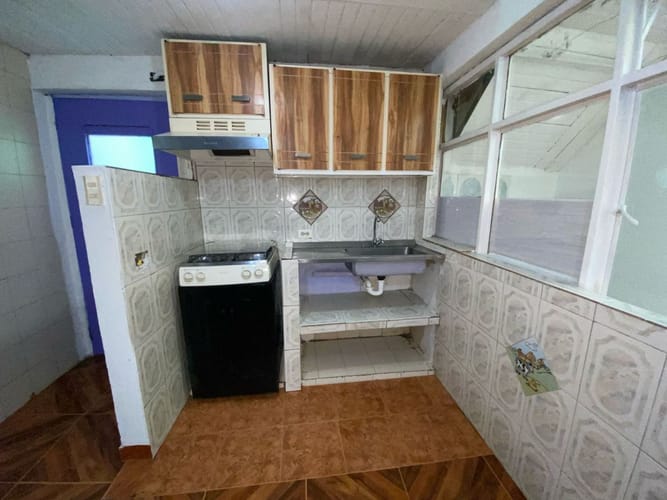 Casa de 6 alcobas en venta en Fontibon, Bogotá, 223 m² · foto 10 de 23