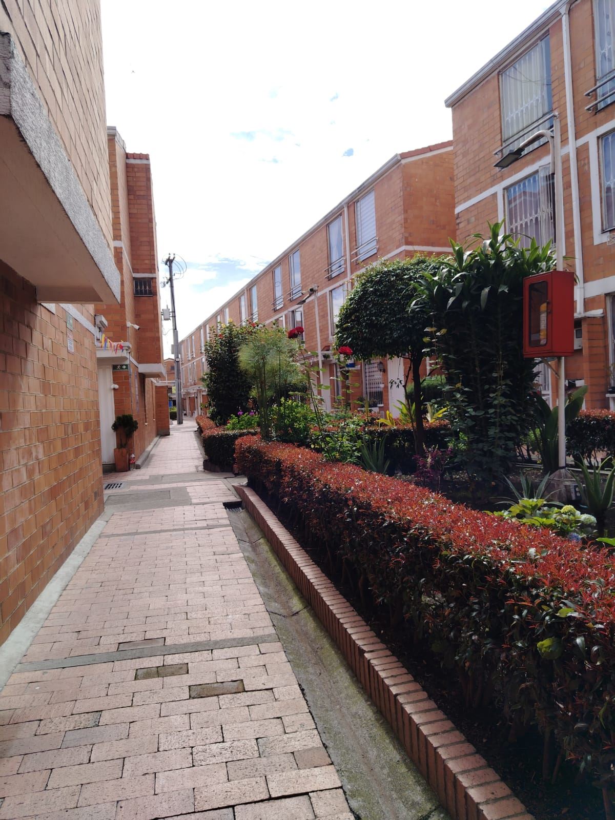 Casa en venta en Castilla, Bogotá · foto 2 de 23