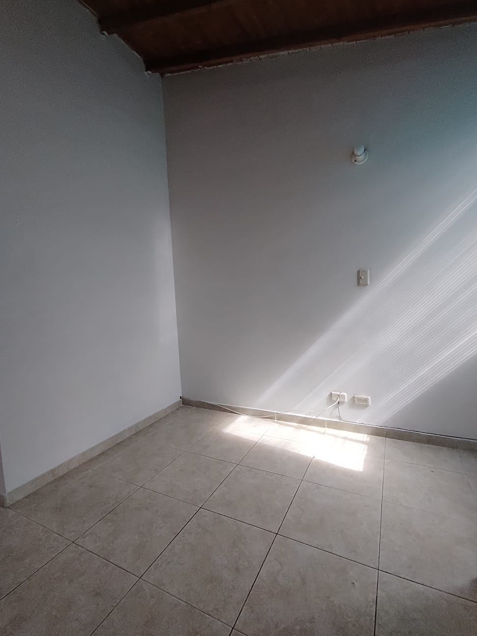Casa en venta en Castilla, Bogotá · foto 16 de 23