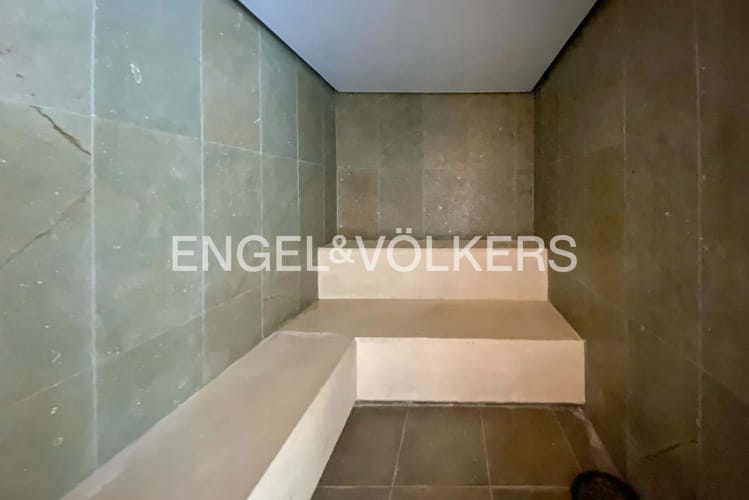 Casa de 3 alcobas en venta en Loma Del Escobero, Envigado, 260 m² · foto 18 de 23