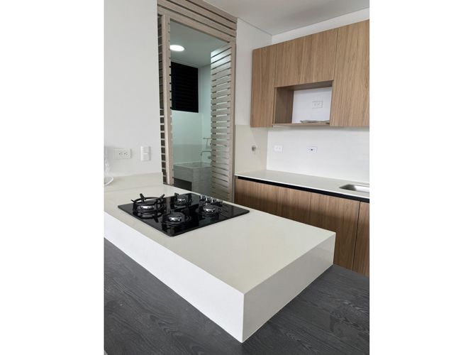 Apartaestudio en venta en Los Balsos, Medellín, 68 m² · foto 7 de 21