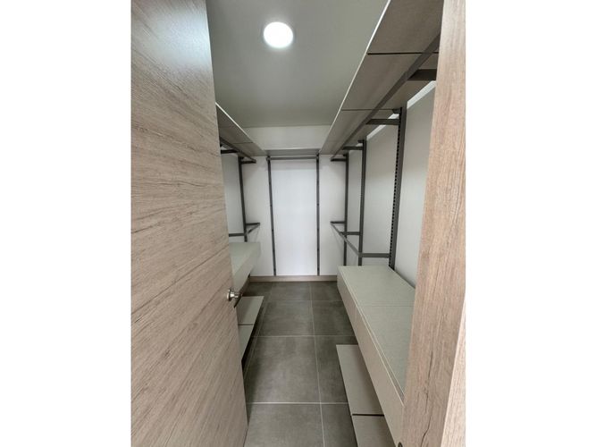 Apartaestudio en venta en Los Balsos, Medellín, 68 m² · foto 11 de 21