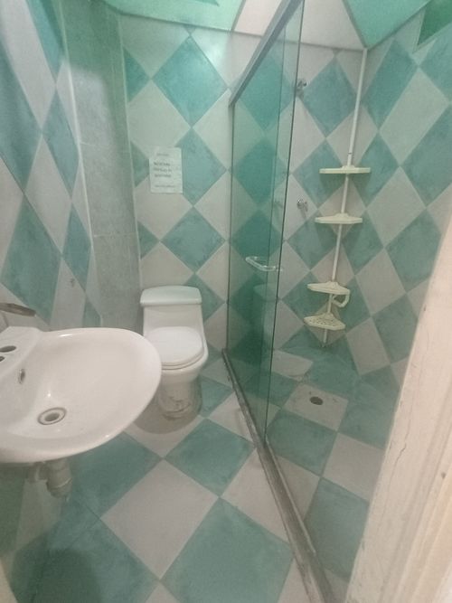 Local en arriendo en Jesus Nazareno, Medellín, 48 m² · foto 7 de 8